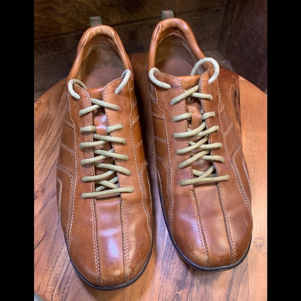 Cole Haan casual shoes.  Inv 5273b